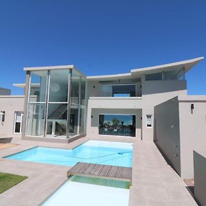 Oceans Villa